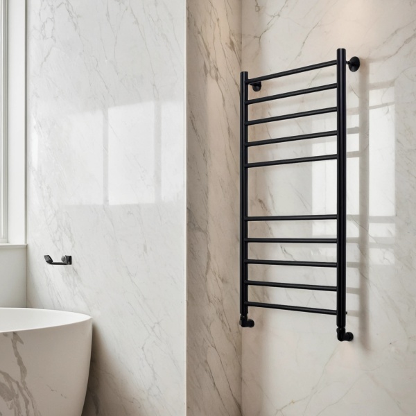 Фото Полотенцесушитель водяной Comfysan Люси (Luce) W-10 100/50, черный