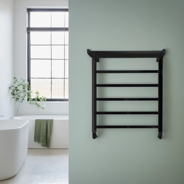 Фото Полотенцесушитель водяной Comfysan Мартэ-К (Marte-K) W-6 60/50 с полкой, черный