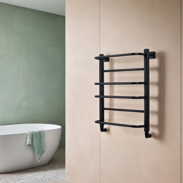 Фото Полотенцесушитель водяной Comfysan Пуро-К (Puro-K) W-6 60/40, черный