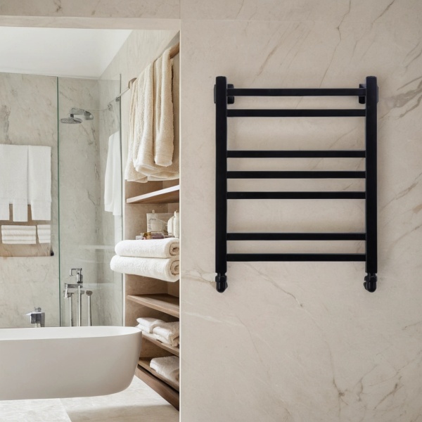 Фото Полотенцесушитель водяной Comfysan Пиоли-К (Pioli-K) W-6 60/50, черный