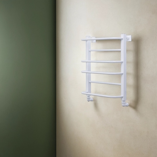 Фото Полотенцесушитель водяной Comfysan Пуро-К (Puro-K) W-6 60/50, белый